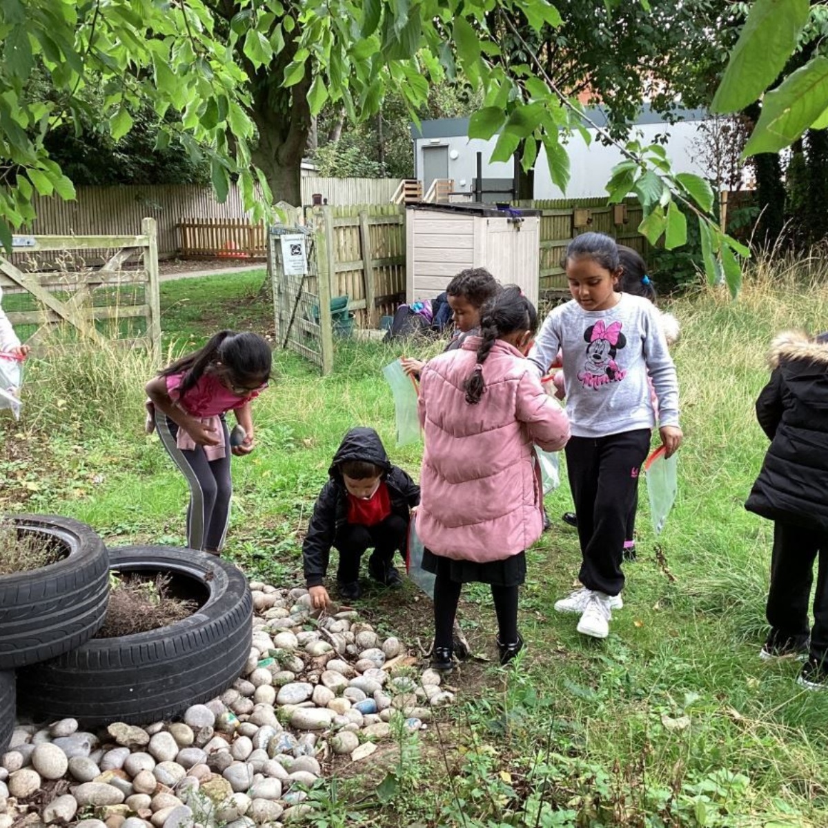 Forest Schools! Rushey Mead Primary School